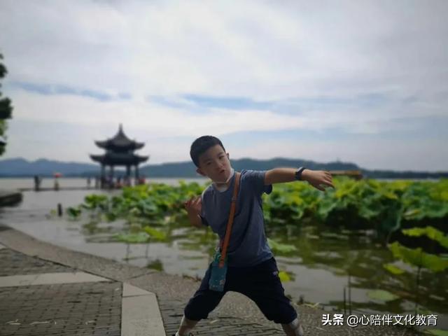 做糯米纸 详细教程，布朗熊的告白利器：line