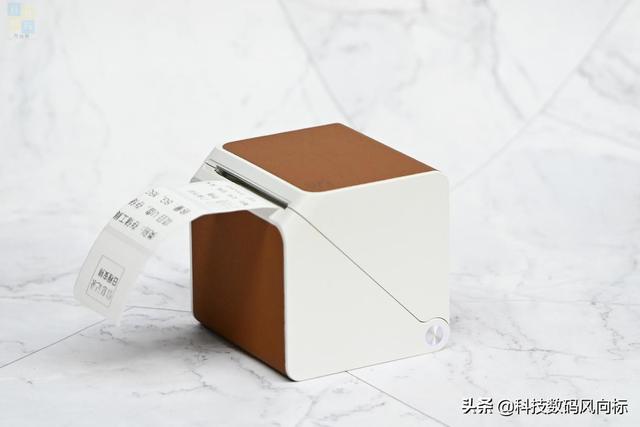 面单打印机怎样打印标签，使用标签打印机要注意什么