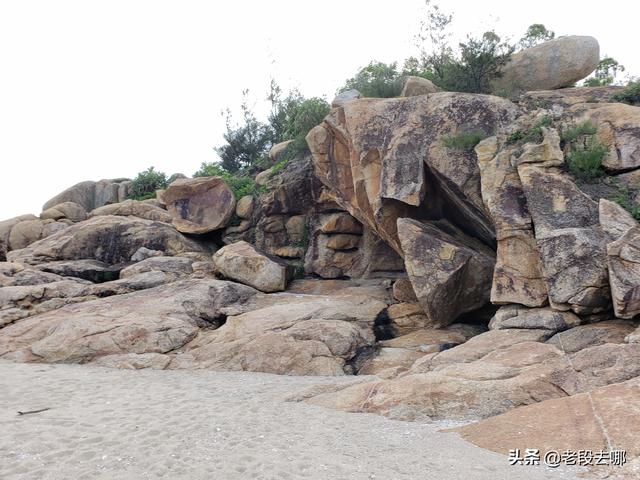 惠州附近的海滩景点，惠州南表山旁还有三个如此优美的野沙滩