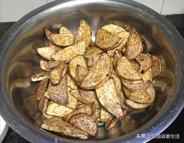 吃广西荔浦芋头扣肉，广西的十大经典名菜之桂林荔浦芋扣肉
