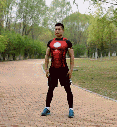 怎么锻炼转腰，左右转腰是很好的放松和热身动作