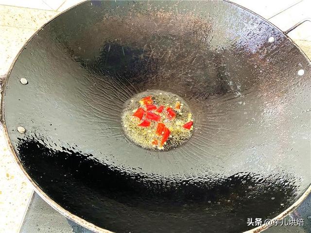 笋叶怎么炒好吃呢，笋叶子怎么做好吃制作方法大全
