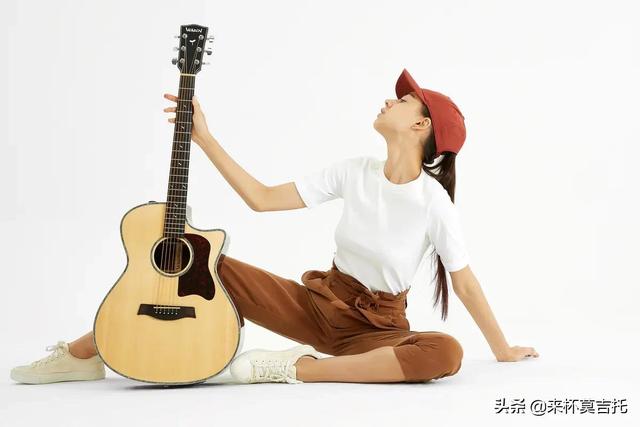 吉他初学者应该买什么样的吉他，吉他初学者用哪种吉他比较好（从这里开始。小白式如何买一把适合自己的琴）