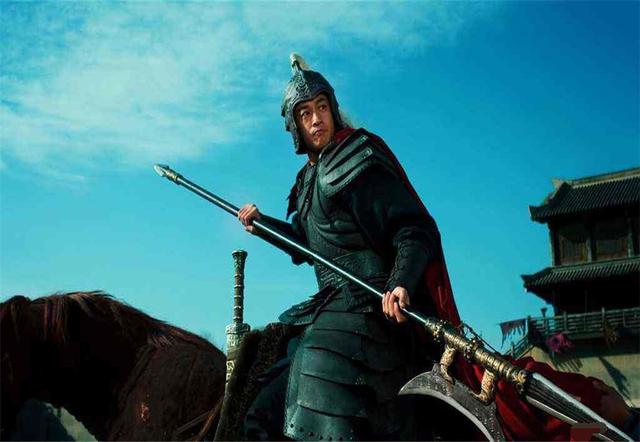 董卓手下四大猛将，董卓手下的四位大将是谁（董卓麾下有四位猛将）