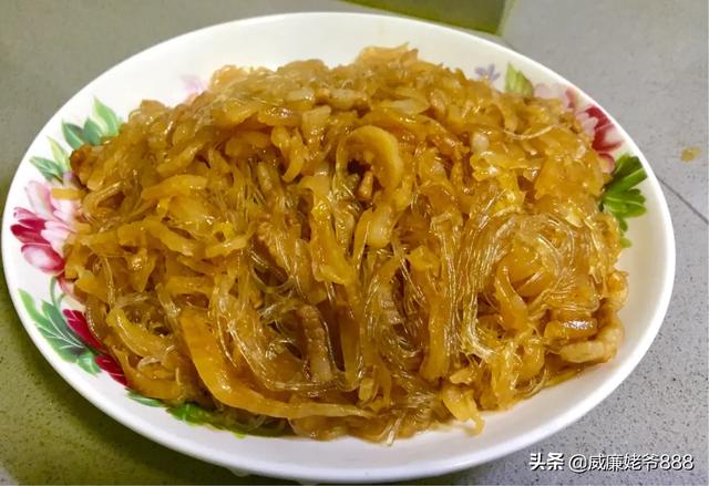 酸菜用什么菜做的，酸菜一般用什么菜腌好吃（母亲用了30年的配方）