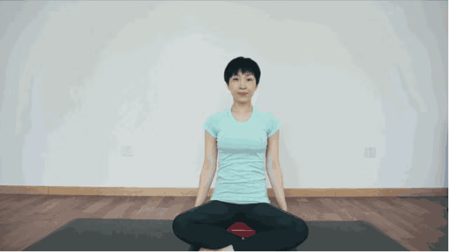 譚松韻喊你來練瑜伽啦，30歲像18，真的太美啦，瑜伽的魅力真大 街拍正妹 第8张
