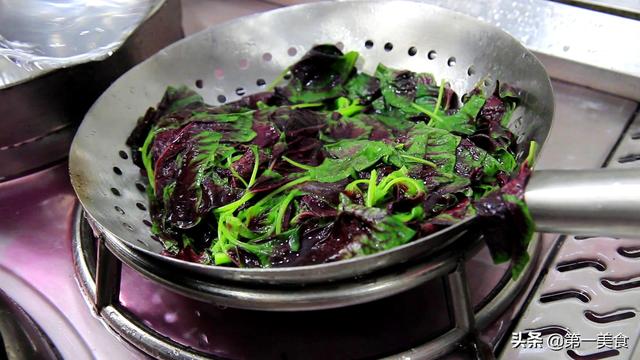 红苋菜怎么做好吃，红苋菜家常做法凉拌苋菜