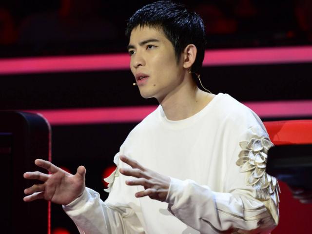 盘点雨神萧敬腾的神级场面，雨神萧敬腾的“功力”强到吓人