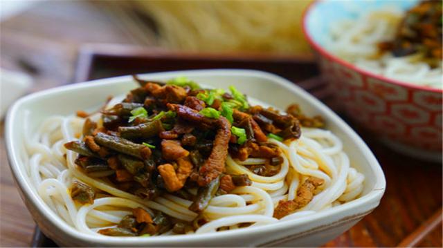 米粉怎么做好吃又简单，米粉家常做法简单又好吃