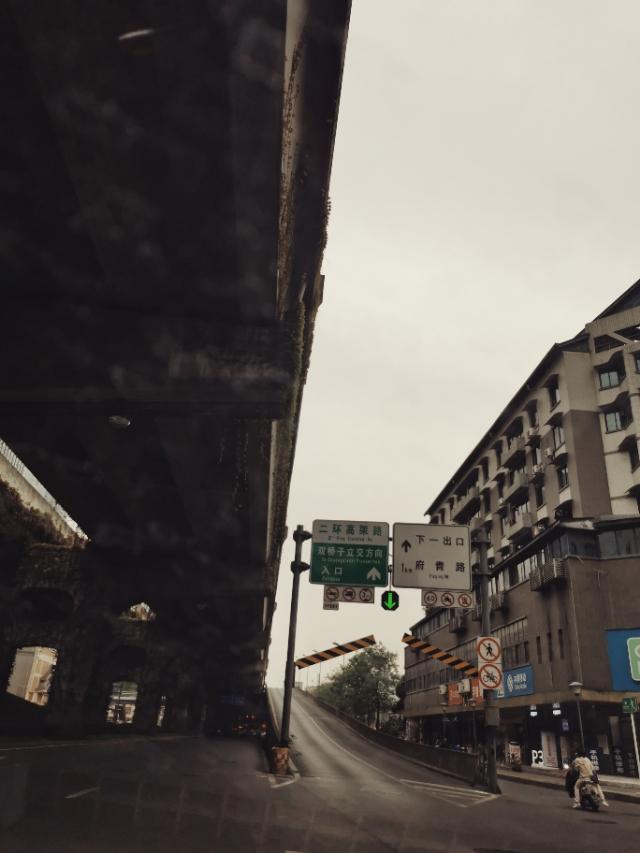 成都荷花池批发市场，成都荷花池批发市场营业吗