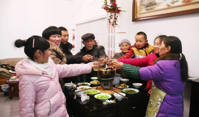 春节的传统习俗和讲究，过年有啥习俗和禁忌 你知道吗
