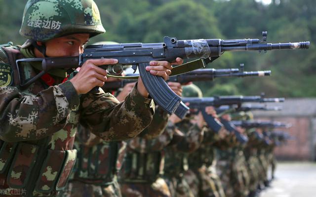 直招士官如何要不要报名，直招士官与义务兵详细对比