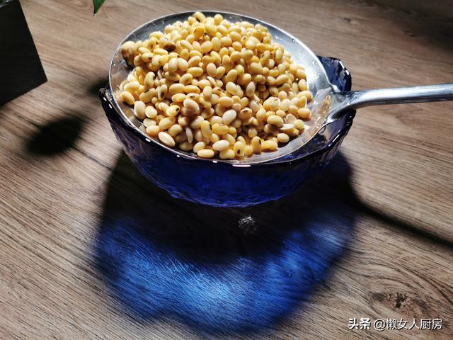干黄豆有哪些简便的吃法，黄豆最好吃的做法