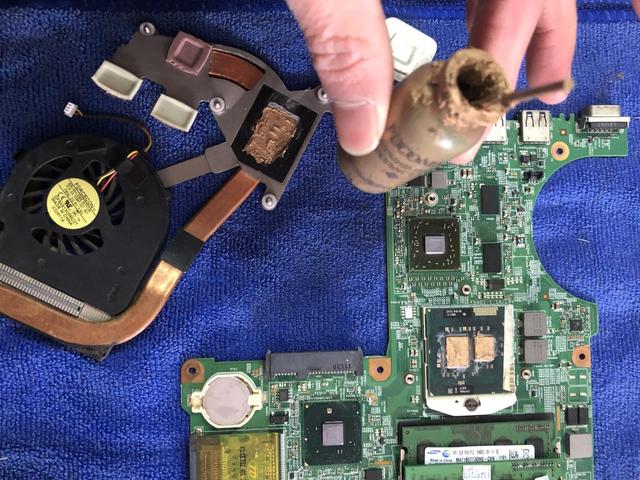 电脑自动关机主要是是什么原因，电脑自动关机是什么原因