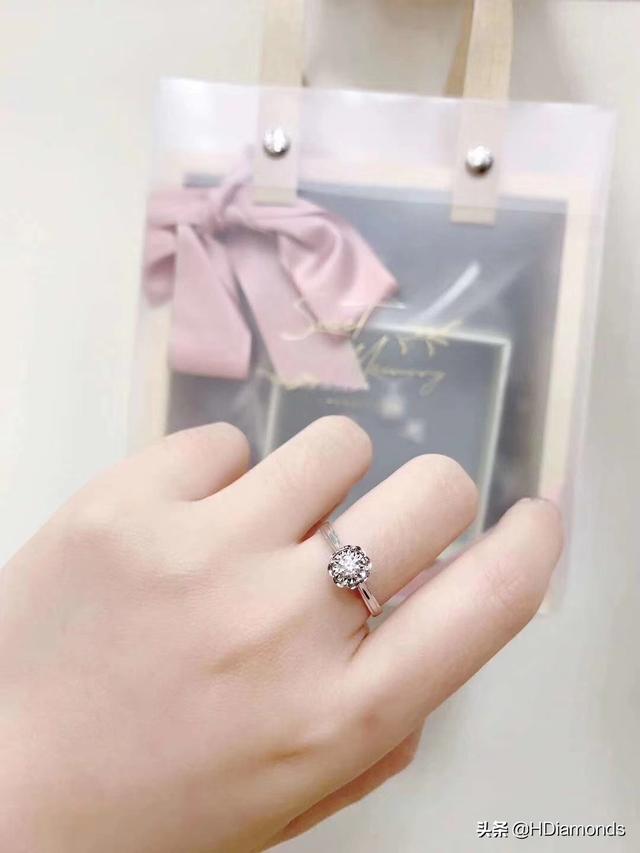 情人节礼物排行榜，情人节礼物排行榜实用大牌（情人节送什么礼物好）