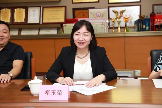 周大生周大福哪个是百年老店，周大福和周大生激战下沉市场