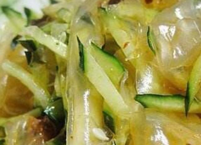 纯绿豆粉皮的吃法，从来没想过绿豆粉皮还能这么做