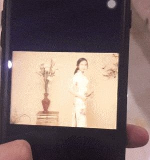 笑死我了，在高鐵上遇到了一個脫鞋的小姐姐，我用行動糾正了她 搞笑整蠱 第28张