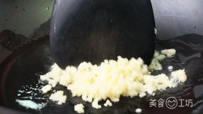 炸茄子简单酥脆好吃不吸油，炸茄子多3步外酥里嫩