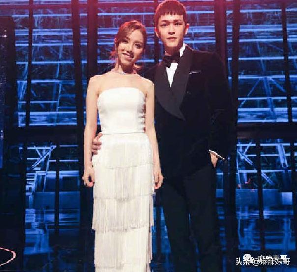 华晨宇和邓紫棋，邓紫棋对华晨宇的爱恨（华晨宇“扔下孩子不结婚”是有原因的）
