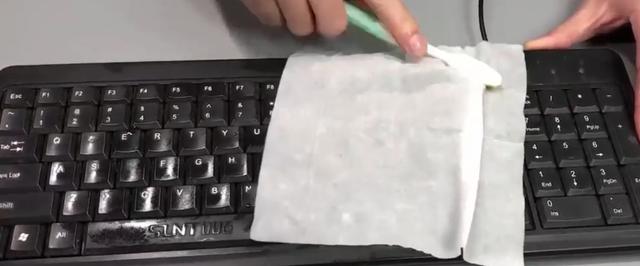 怎么有效的清理键盘，如何清理键盘