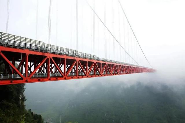 矮寨大桥是世界第一，矮寨特大悬索桥