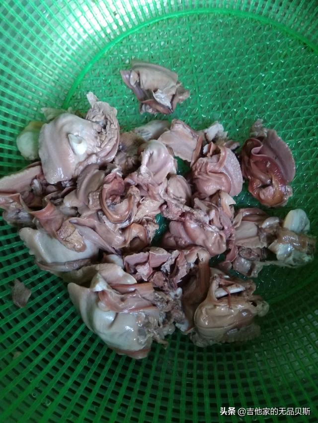 海蚌怎么做好吃，你知道河蚌怎么做才好吃吗（闽菜双绝之鸡汤氽海蚌怎么做才好吃）