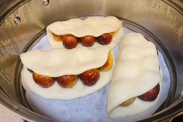 用面粉做的酥脆枣，制作方法太简单了