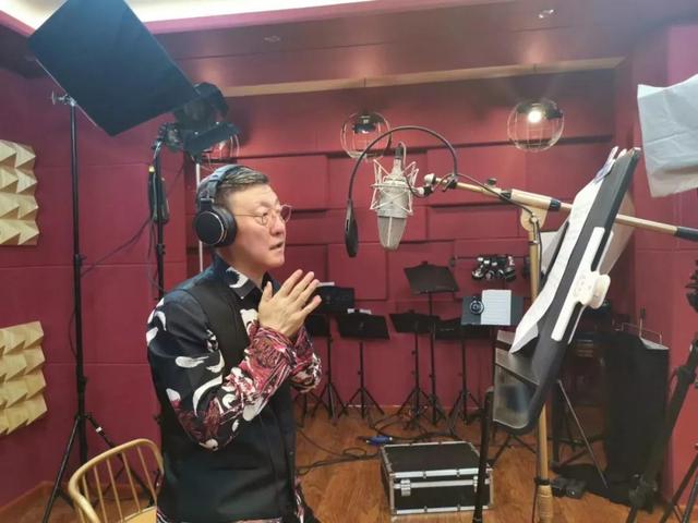  北京韩磊唱的歌，一首《只留清气满乾坤》豪气冲天