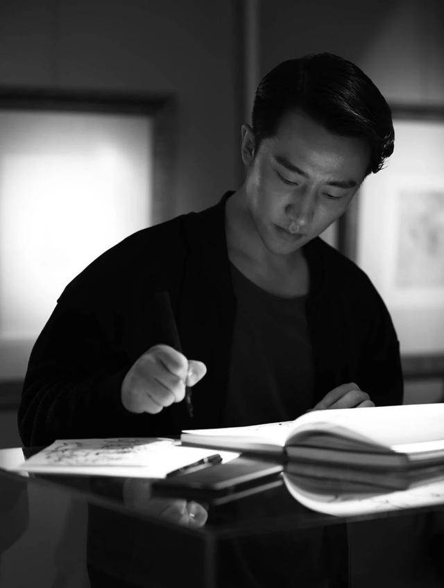 自在如风永少年，黄轩的颜值（《愿你自在如风永少年）