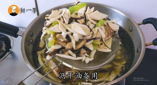 干茶树菇怎么做好吃，干的茶树菇的做法大全