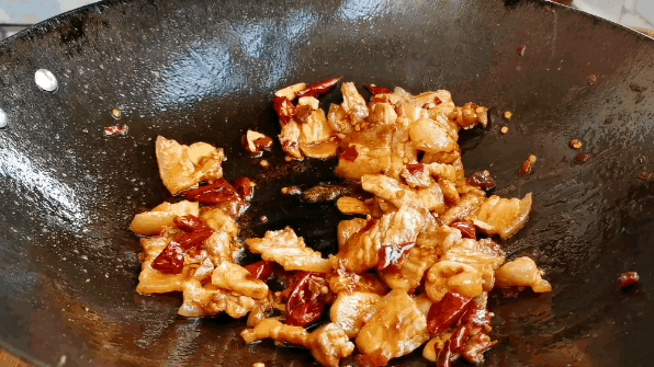 干锅千页豆腐的简单做法，大厨教你在家做干锅千叶豆腐