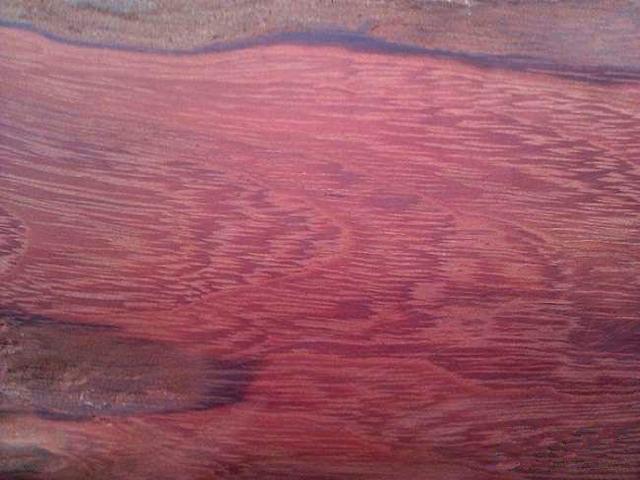 家具木材档次排名，12种实木家具木材（实木家具十大名贵木材）