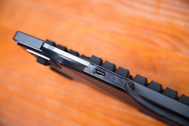 rog机械键盘白色，ROG龙神3代白色版水冷加入618大促