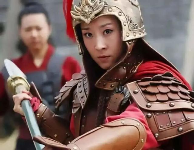 杨家将中穆桂英的扮演者是谁，杨家将穆桂英原型明朝秦良玉