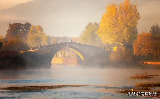 云南古镇有哪些，探秘云南私藏的8个古镇（云南有哪些好玩的古镇）