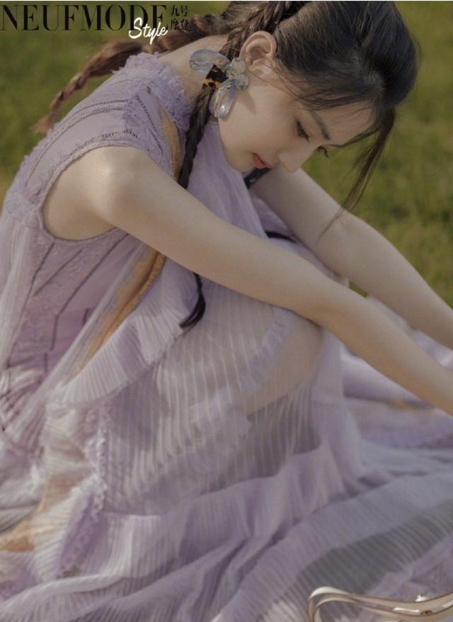 徐璐盛夏造型look，戶外野餐穿公主風裙裝，造型清新優雅減齡足 娛樂八卦吃瓜 第5张