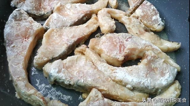 草鱼怎么做才好吃，草鱼怎么做才好吃下饭（没想到草鱼还有这么多种吃法）