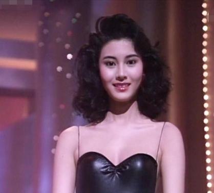 李嘉欣年轻颜值巅峰，李嘉欣惊鸿美图（李嘉欣性感写真照）