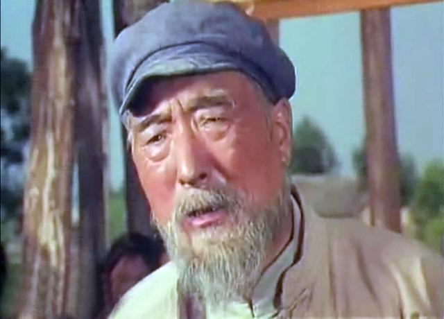 王心刚老电影故事片，张瑞芳主演孙道临朗诵