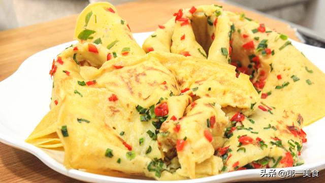面粉怎么做煎饼，用面粉怎样做煎饼才好吃（轻松做出营养美味鸡蛋饼）