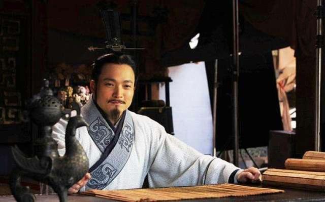 苏秦和张仪都主张什么，一怒而诸侯惧安居而天下息