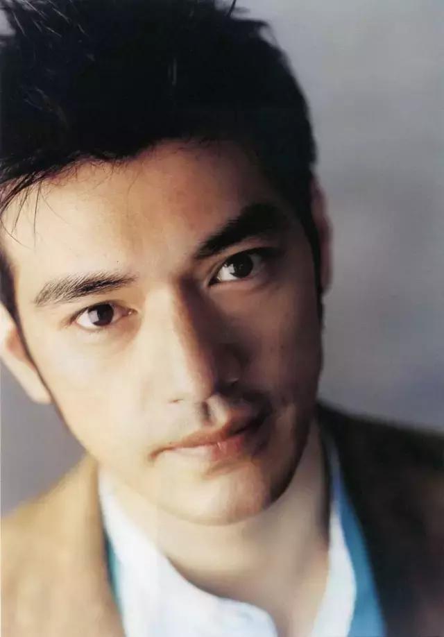 金城武长得真的不帅，48岁金城武近况曝光