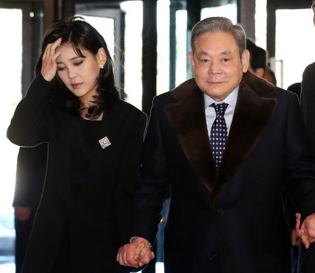 王子变青蛙大结局，王子变青蛙婚后（《王子变青蛙》至今让人无法忘怀）