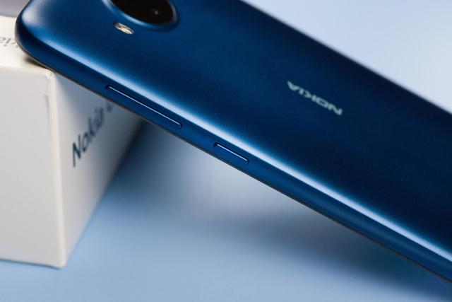 适合老人家用的智能机，这可能是最懂老人的入门级智能机