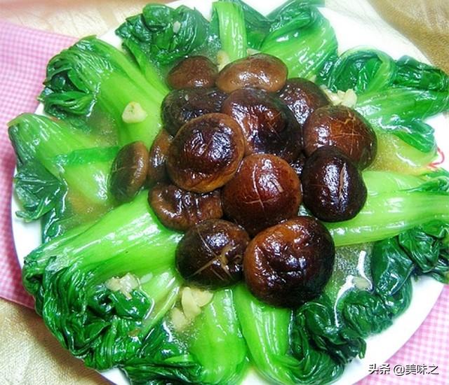香菇油菜的做法最正宗的做法，高颜值的香菇油菜16种做法