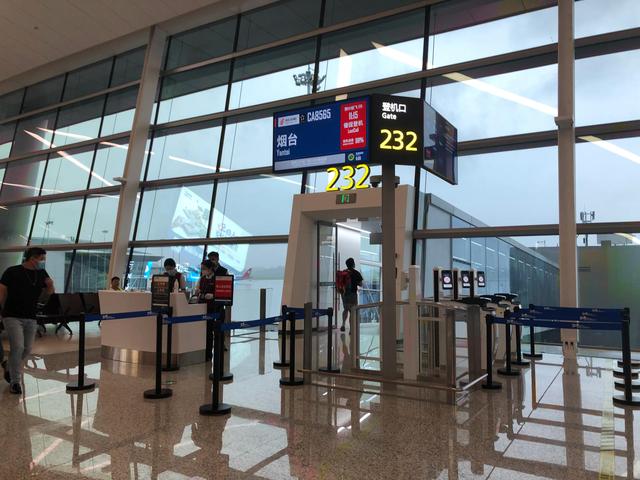天府国际机场t2航站楼结构图，成都天府国际机场T2航站楼主体封顶