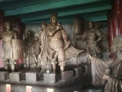 杨家将中穆桂英的扮演者是谁，杨家将穆桂英原型明朝秦良玉