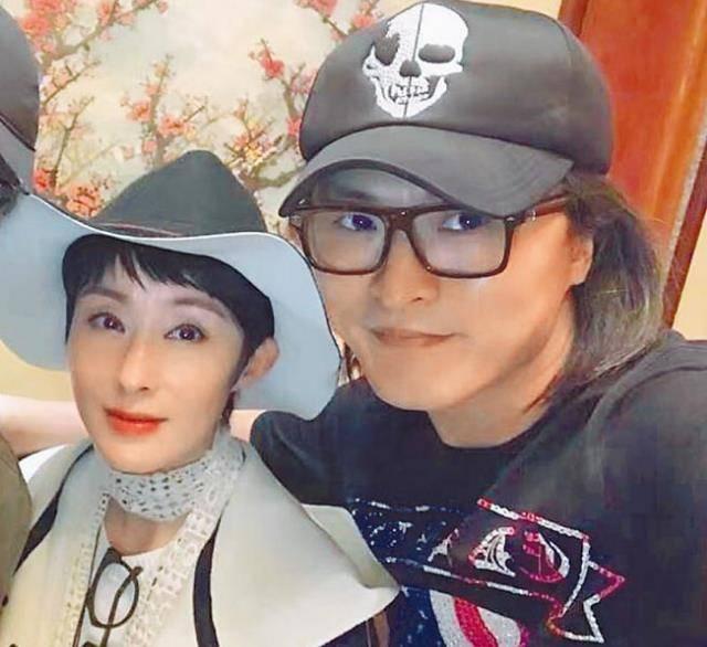 向华胜第一任老婆，向华胜：曾独宠张敏9年
