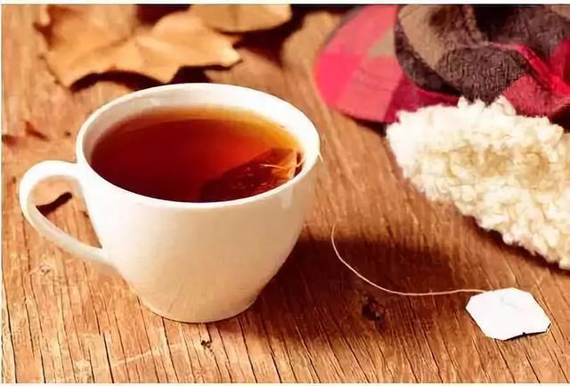 英红九号红茶什么档次，英红九号和金骏眉哪个好（市面上英红九号的价格多少钱一斤呢）